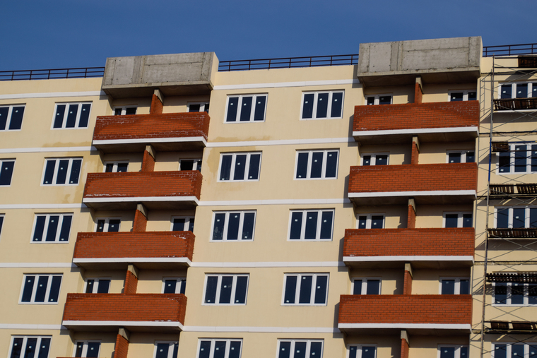 Real Estate & Hospitality Service